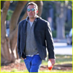 Ben Affleck Grabs His Morning Coffee From Dunkin’ Donuts
