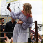 Taylor Swift Breaks YouTube Record for Highest Female & Solo 24-Hour Debut With ‘Me!’ Music Video